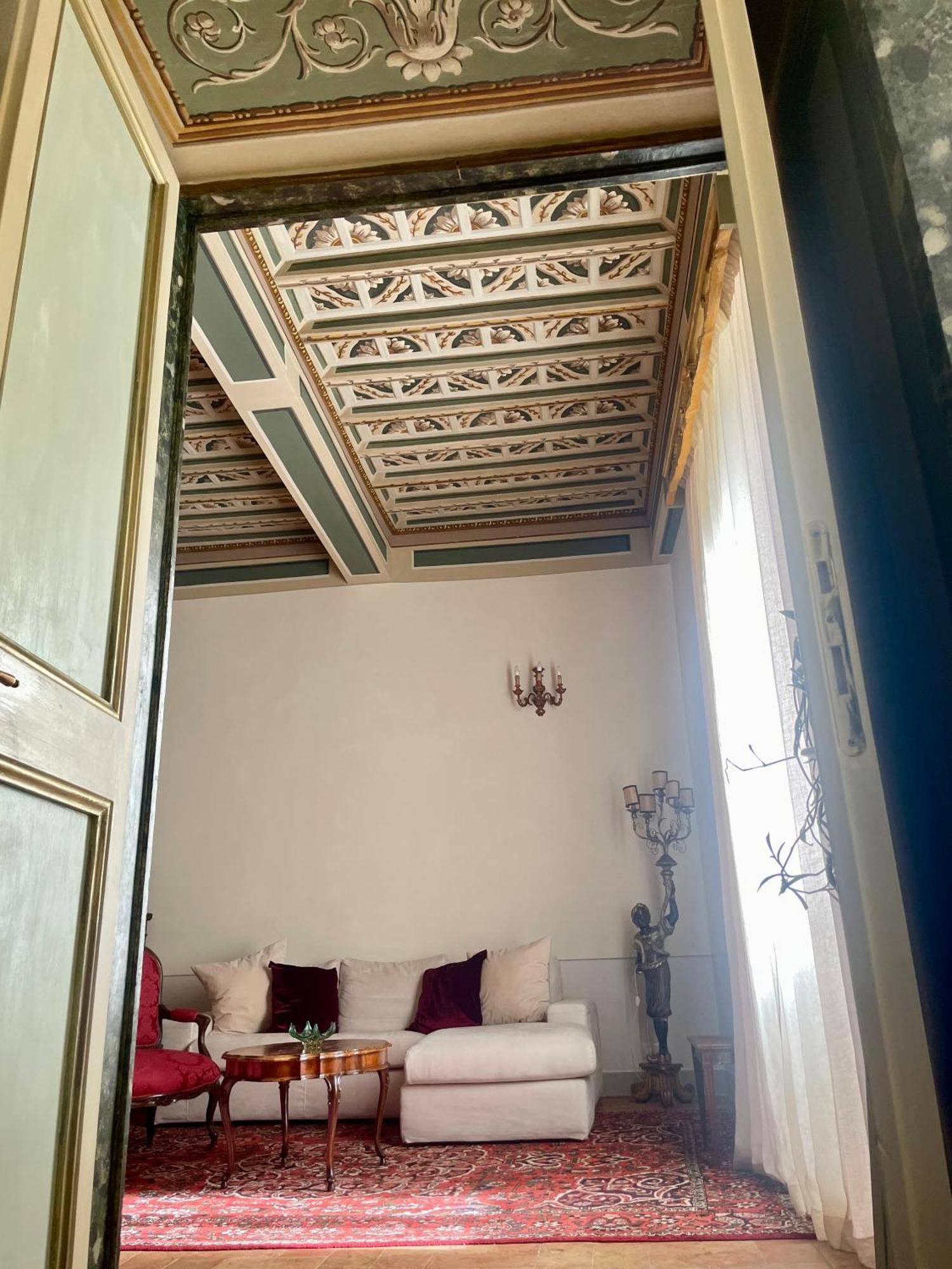 Palazzo Lauri Spoleto Apartment Luaran gambar