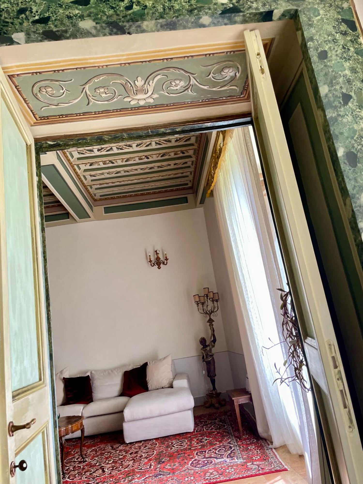 Palazzo Lauri Spoleto Apartment Luaran gambar